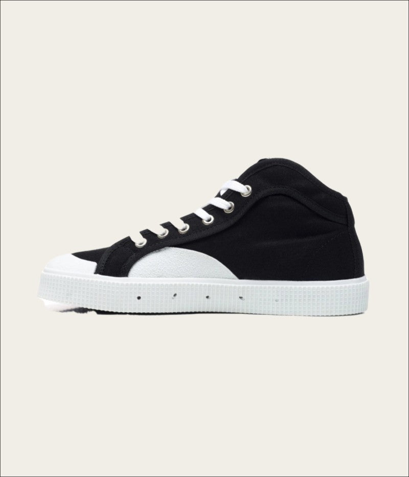 K100 Black