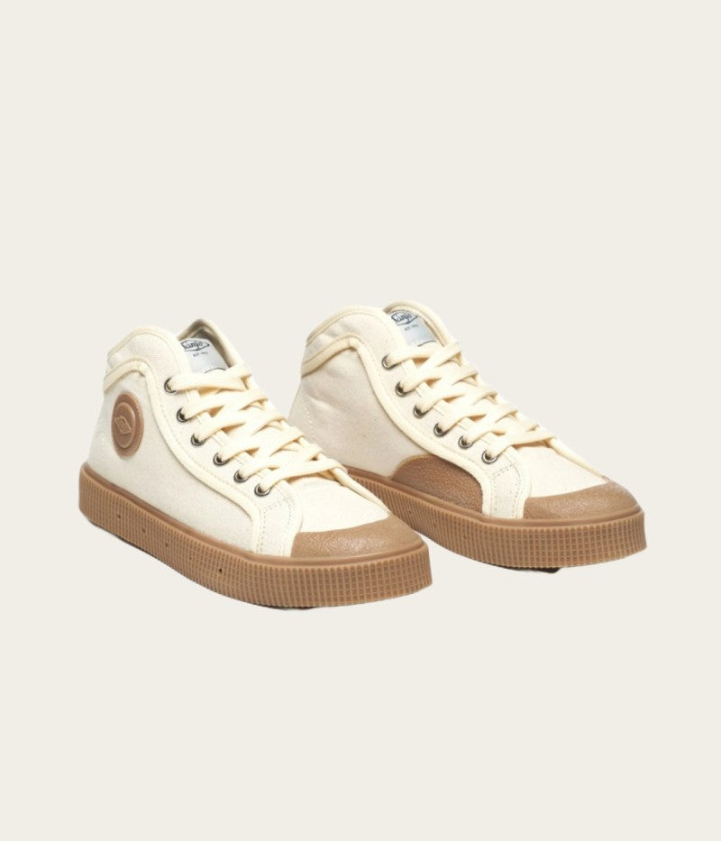 K100 Ecru Gum