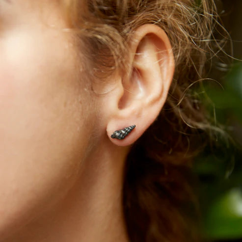 earrings snail