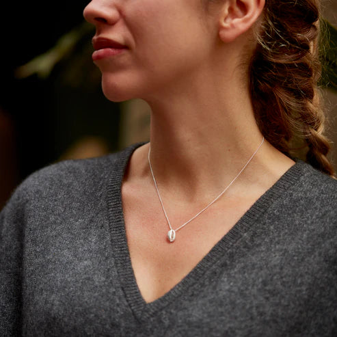 necklace beijinho