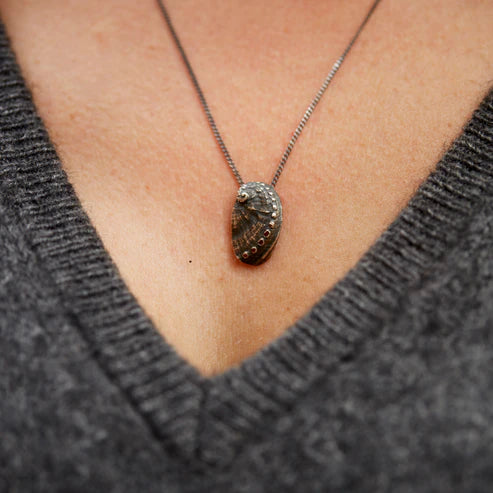 necklace haliotis