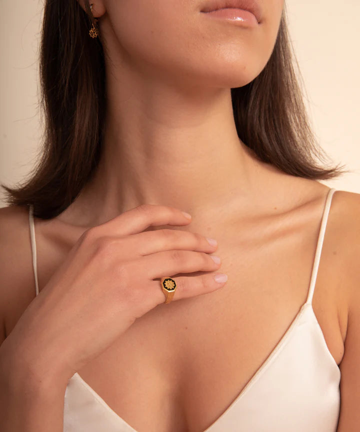 Adel Ring