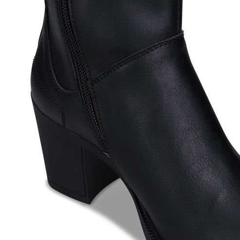 Alicia Black Boots
