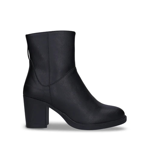 Alicia Black Boots