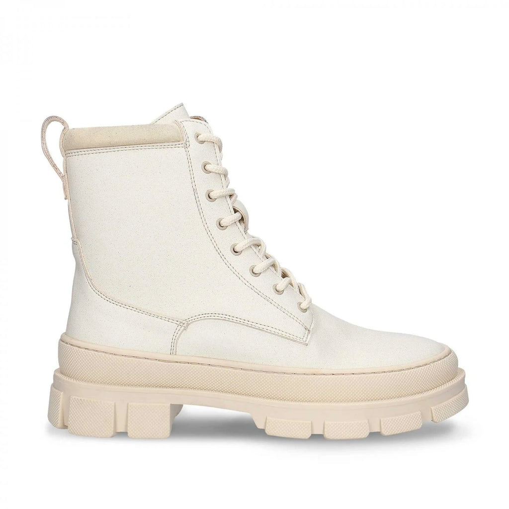 Tea White Boots