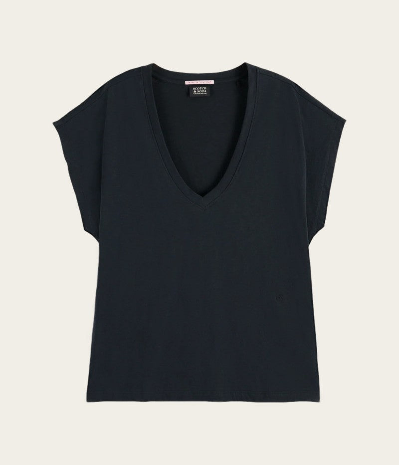 Essentials Core V-neck t-shirt