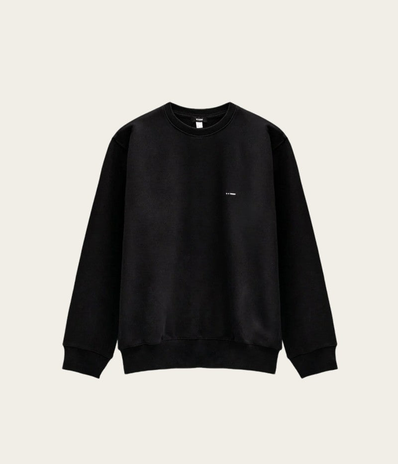 Essential sweatshirt