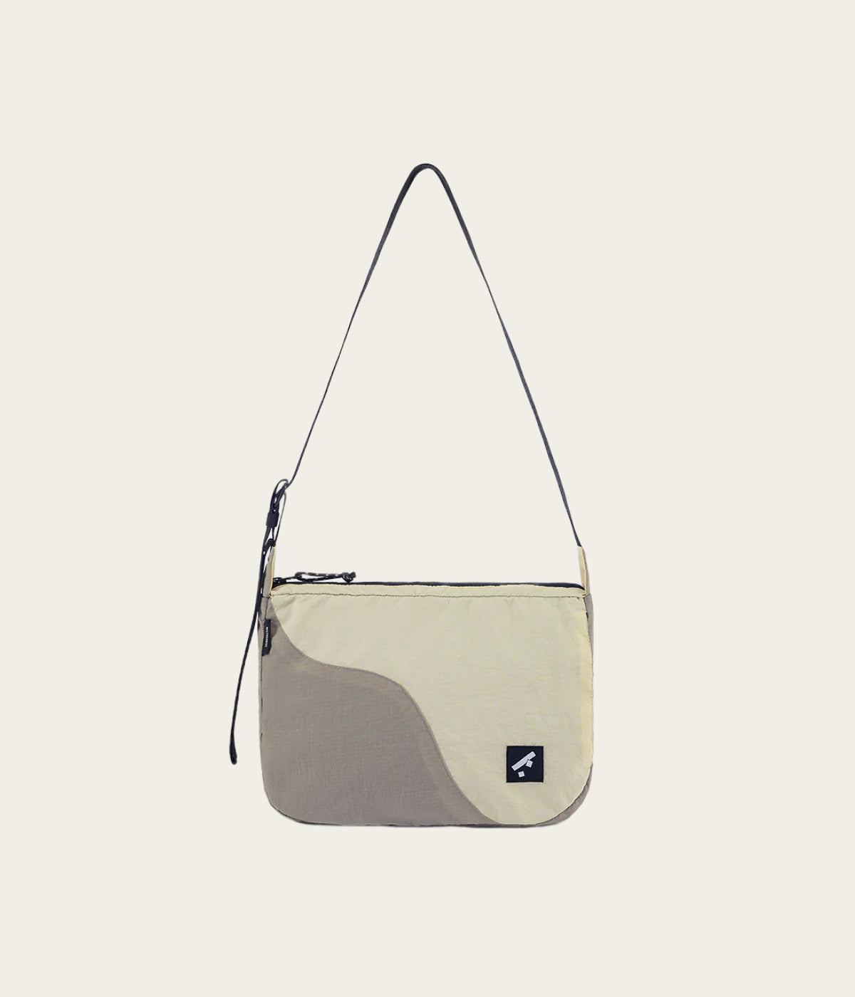 Recycled saddle bag