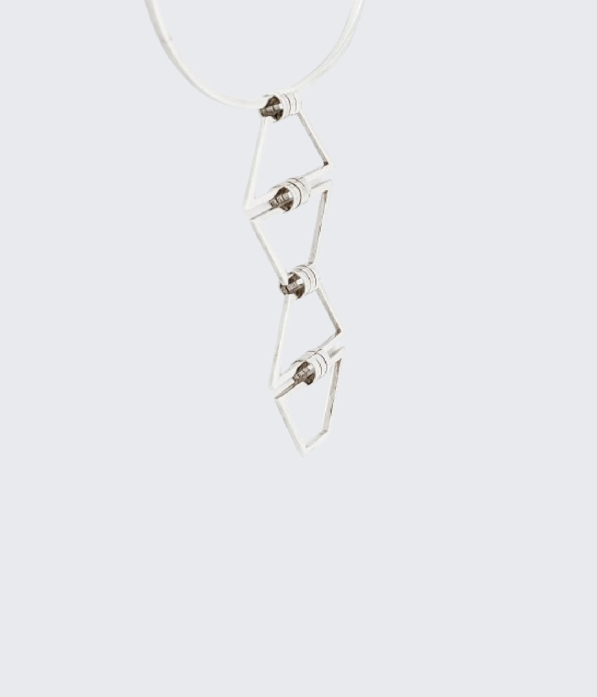 Geometric Choker