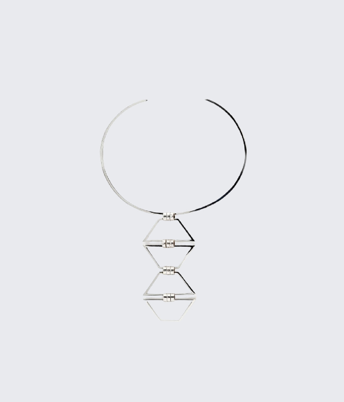 Geometric Choker