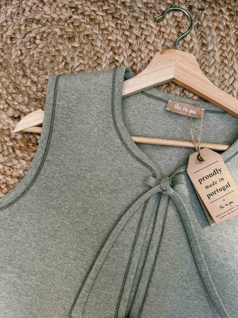Light Vest