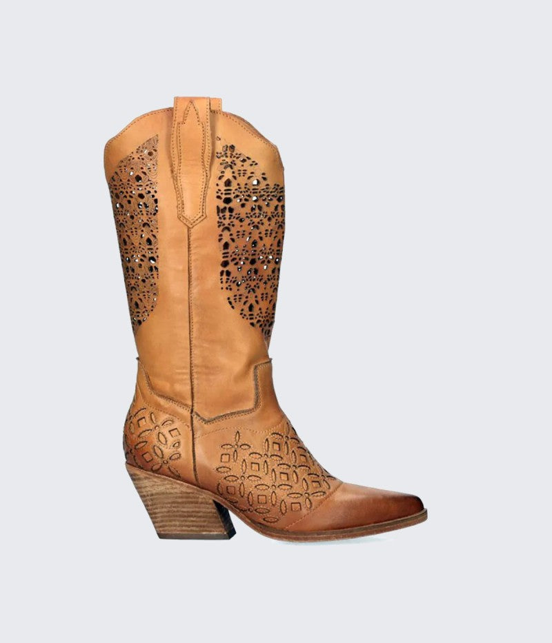GIA 055 Camel Boots