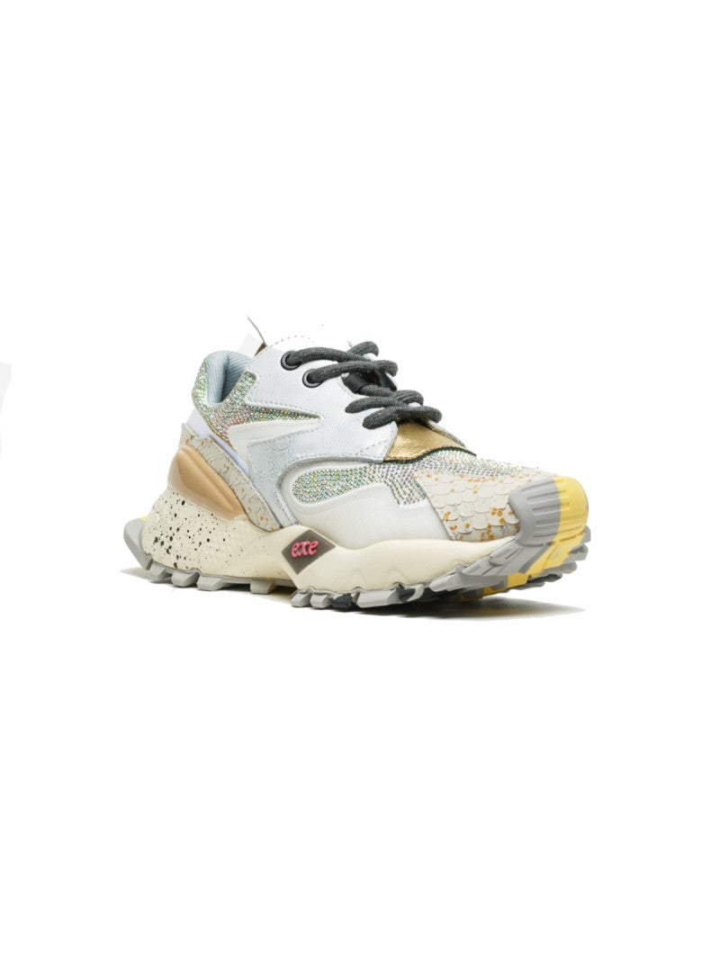 134-8 / OFFWHITE